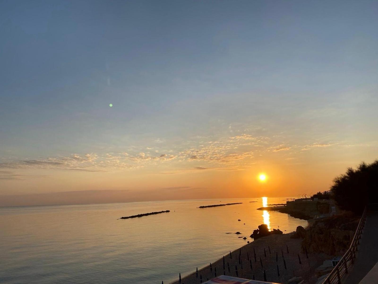 Sole House Apartment Bisceglie Luaran gambar